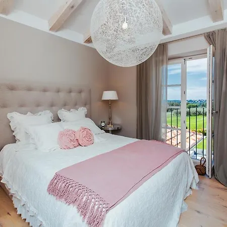 Arabela Вилла Бадерна