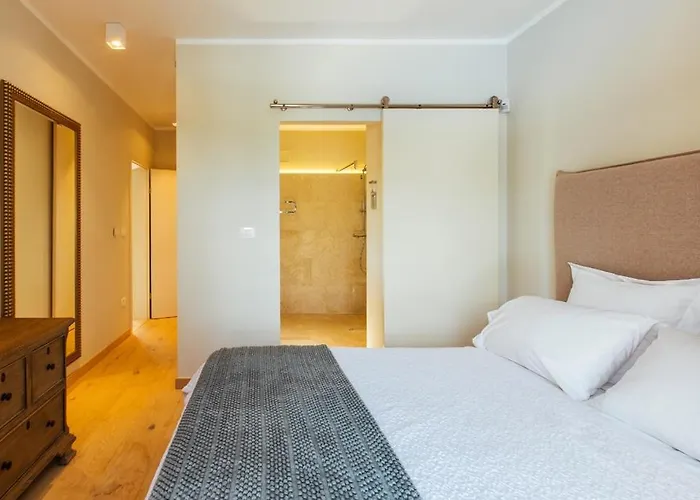 Vila Arabela Baderna